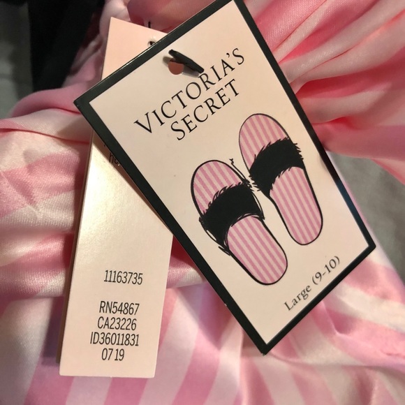 Victoria's Secret Shoes - NWT- Victoria’s Secret slippers
